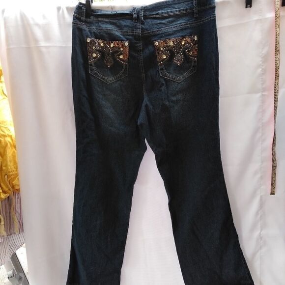 Roz & Ali jeans  - Picture 2 of 6